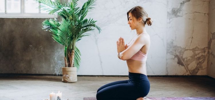 Como vencer a ansiedade através do Yoga